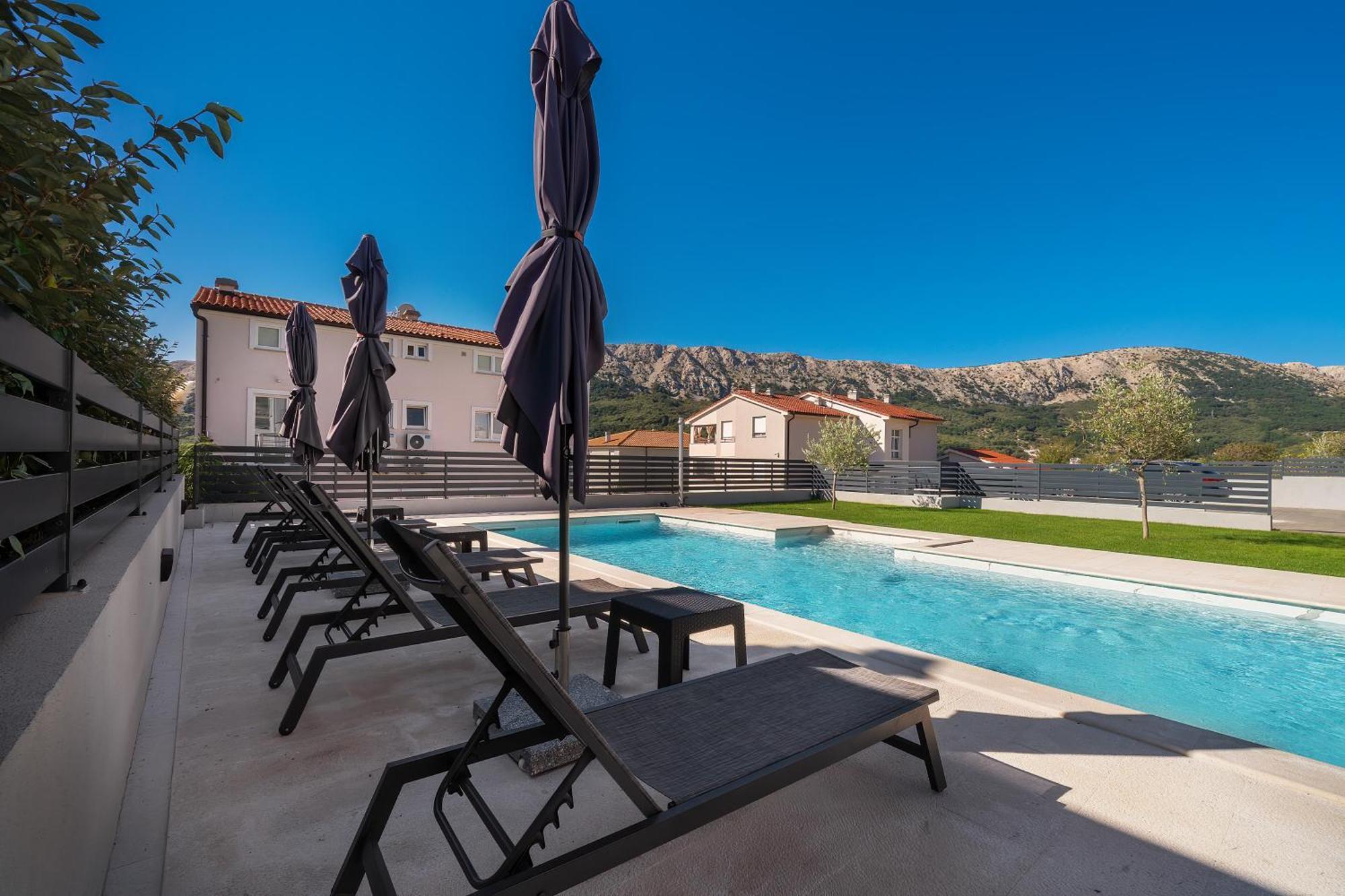 Poolside Apartments Anabella 巴斯卡 外观 照片